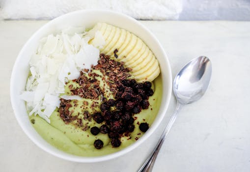 Nutritious breakfast bowl with oats, yogurt, and bananas